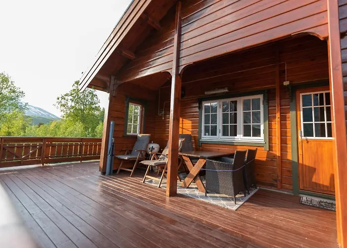 Cabin Near The Lake